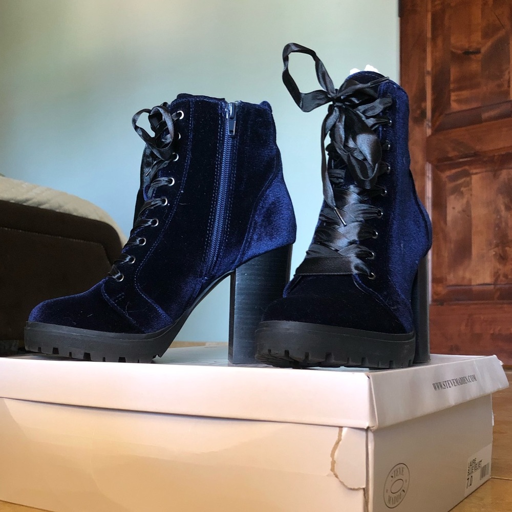 Steve Madden Laurie Velvet Booties